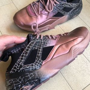 Puma sneakers size 9